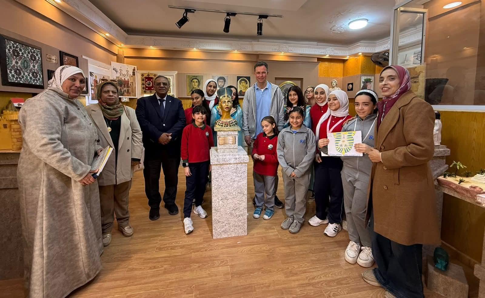 خبير ألماني يشيد بتجربة مدارس بدر المتحفية في الإسكندرية