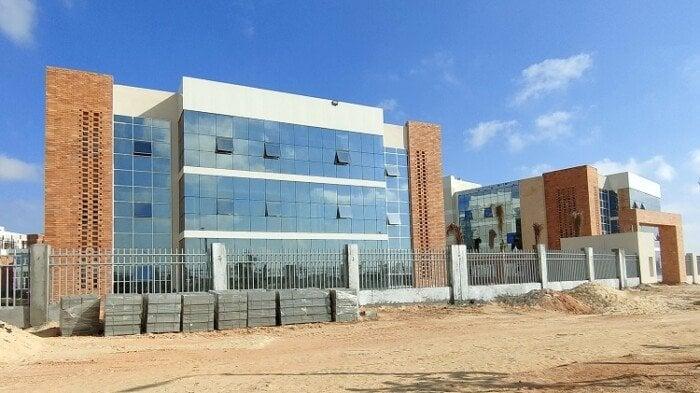 كل ما تريد معرفته عن جامعة سنجور الجديدة في برج العرب