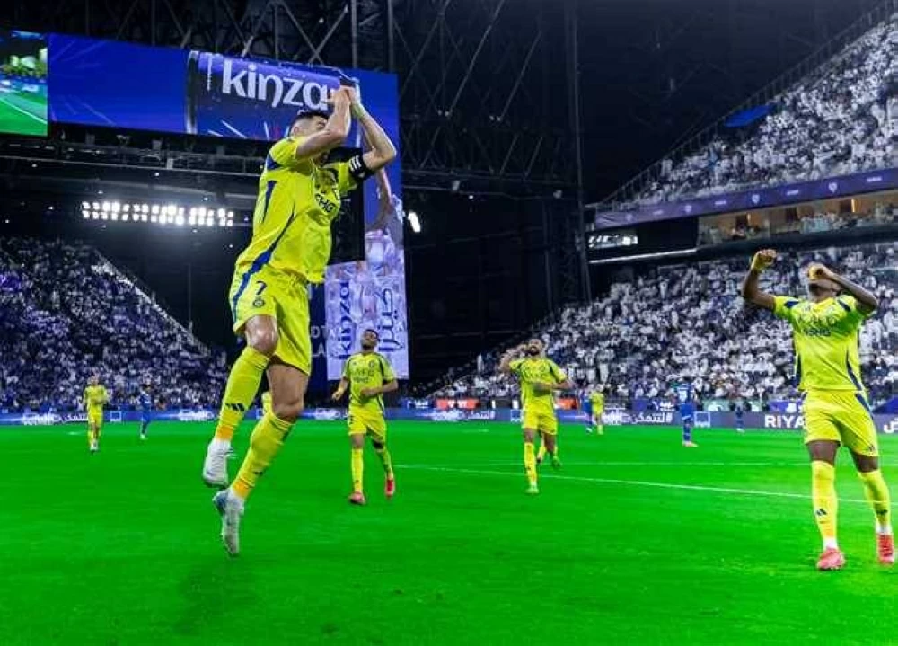 «يتصدرها عصام الحضري».. رونالدو يلاحق «الكبار» في الدوري السعودي