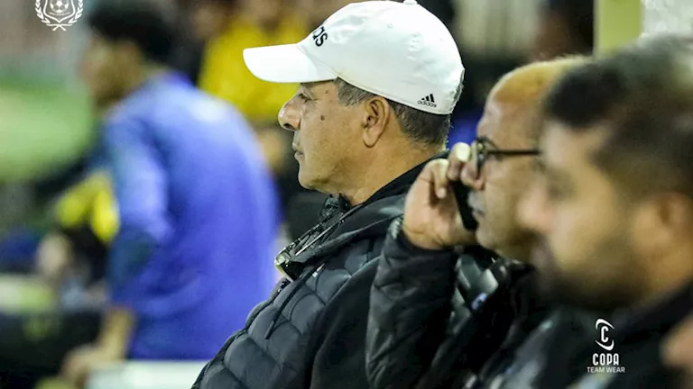 العشري: الإسماعيلي يحتاج دعم جماهيره ولن أترك الفريق حتى تجاوز الأزمة