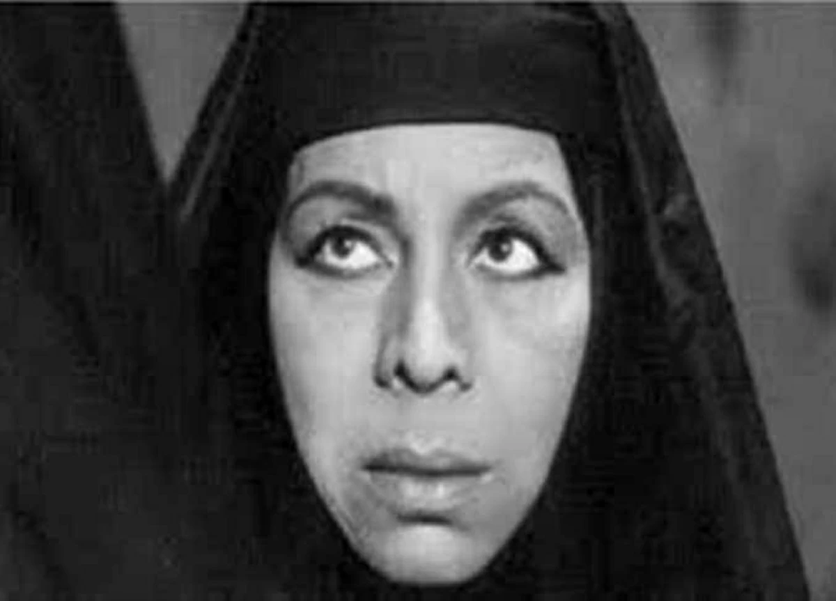 «زى النهارده».. وفاة الفنانة القديرة زوزو حمدى الحكيم 18 مايو 2003