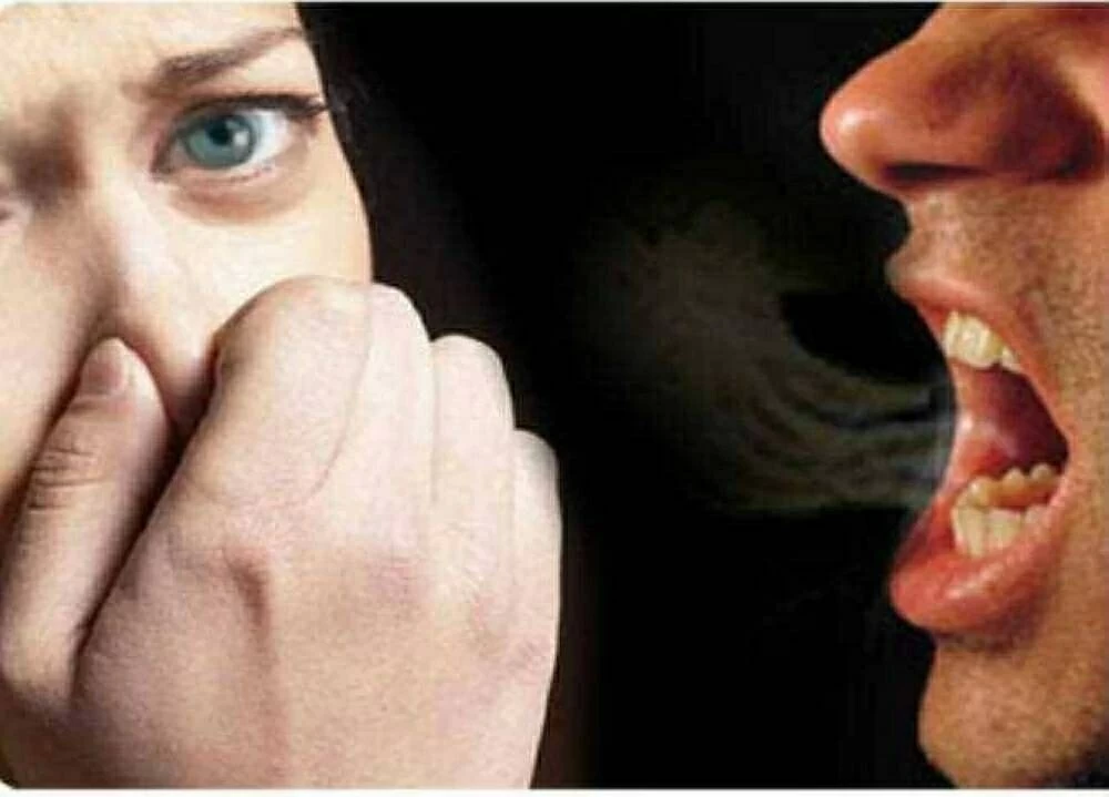 بالزبادي والأعشاب.. 7 طرق طبيعية للتخلص من رائحة الفم الكريهة دون أدوية