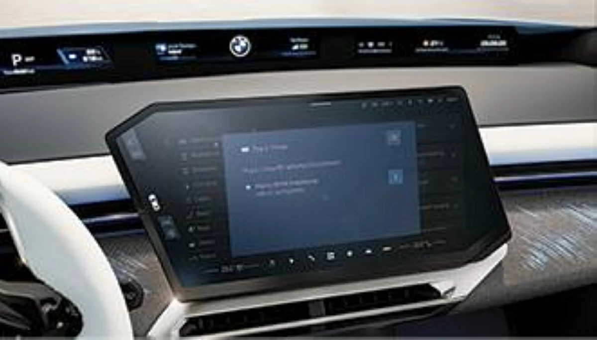 BMW تحوّل السيارة إلى بطاقة ائتمان
