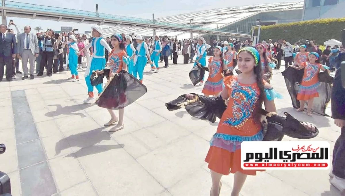 «مدينة عالمية».. موكب حضارى يعيد أمجاد الإسكندرية