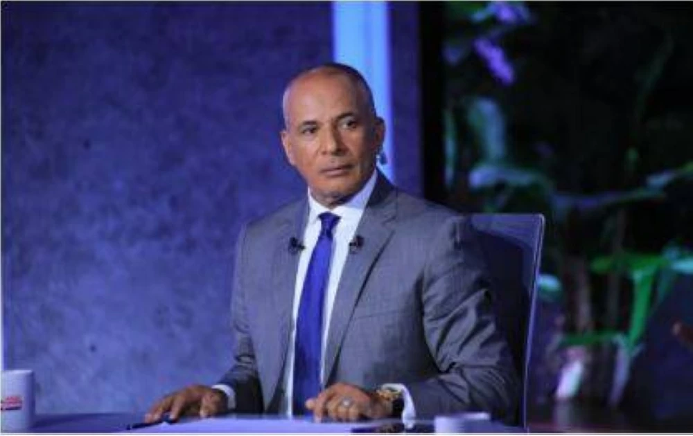 «محصلش».. أحمد موسى يكشف حقيقة إيقاف الرئيس مبارك برنامج عمرو أديب
