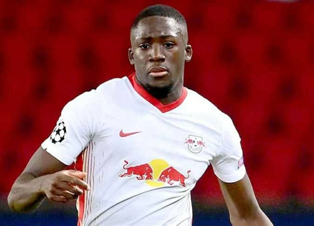 سلوت: نتمسك باستمرار كوناتى