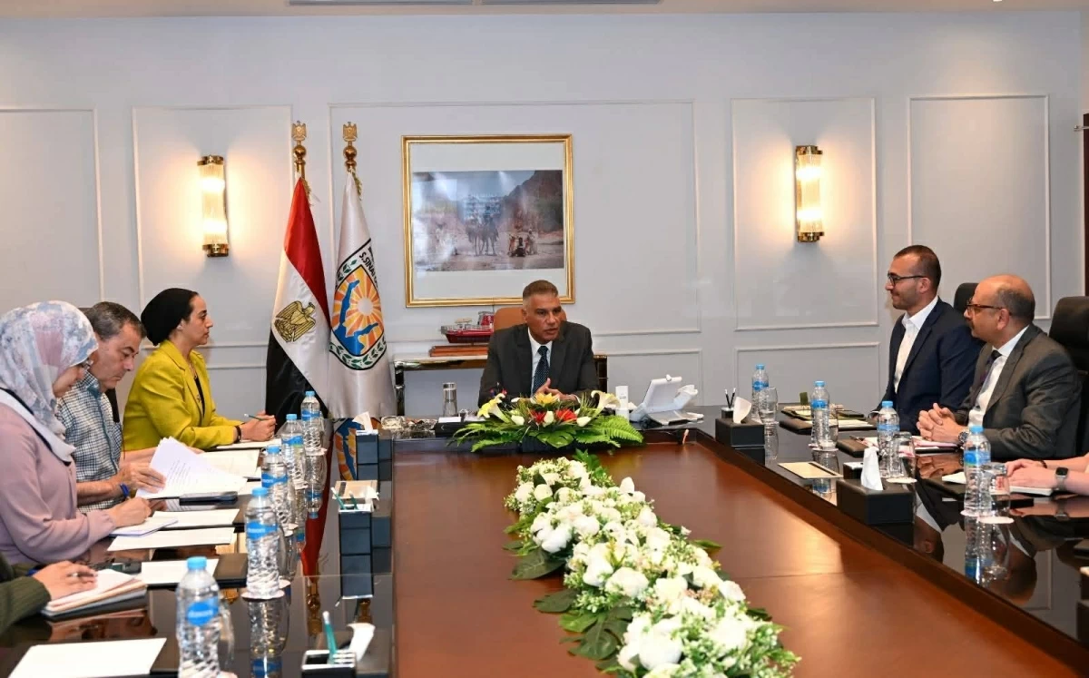 مشروعات للطاقة الشمسية وترفيق المنطقة الصناعية بجنوب سيناء