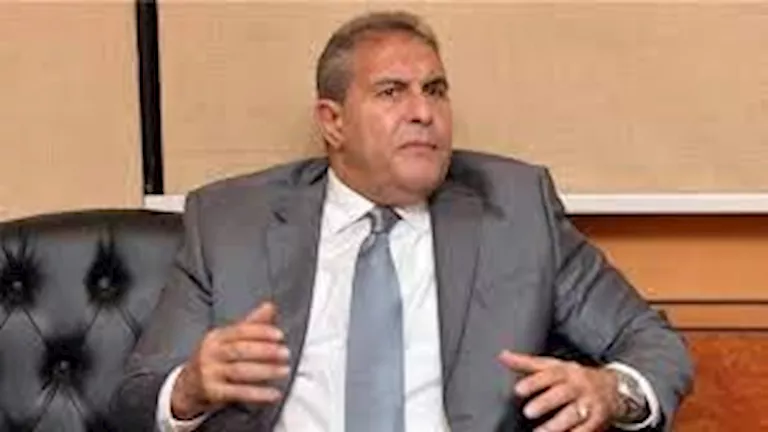 "مش صاحبي".. تصريحات طاهر أبو زيد عن الخطيب وراتب أسامة حسني تثير الجدل