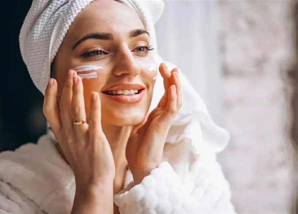 «محدش هيقولك عليها».. 5 مخاطر خفية لخلطات العناية بالبشرة في المنزل