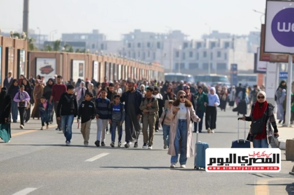 «خروجة متكاملة».. معرض الكتب ملتقى الأسر والمؤثرين والأصدقاء (تقرير)