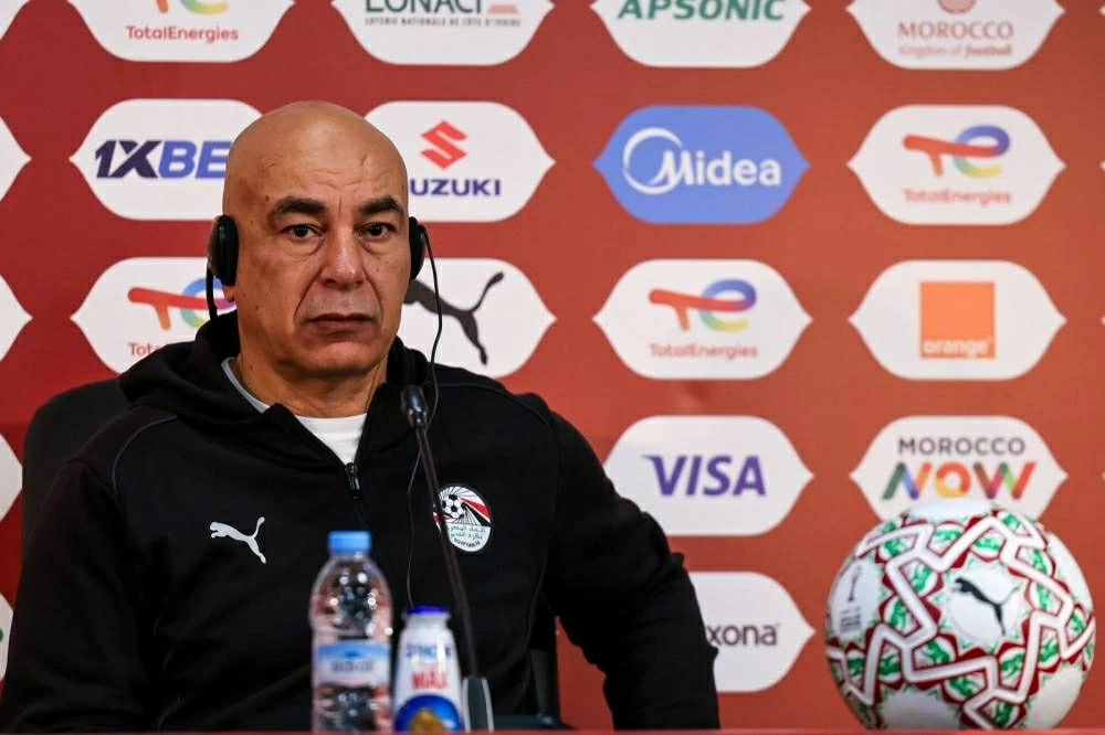 ثلاثة حلول.. كيف يُعوض حسام حسن غياب تريزيجيه ومحمد حمدي؟