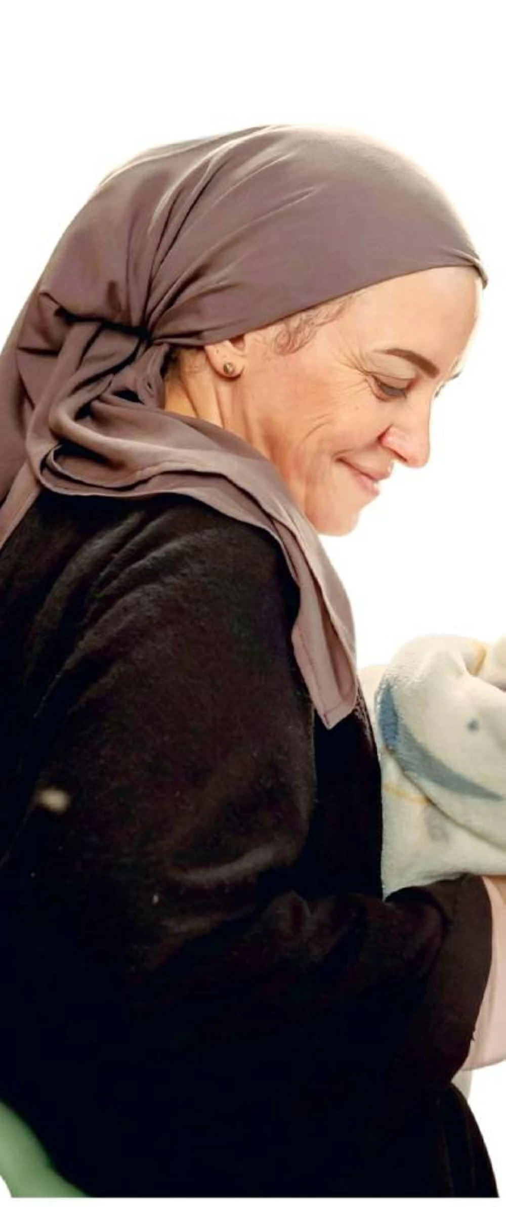 «حكاية نرجس» بين الدراما والحقيقة.. الكذبة حين تتحول إلى واقع نفسى