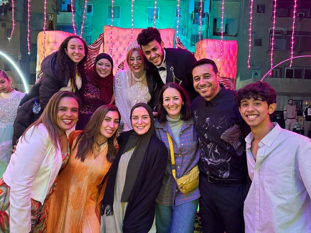 ريهام عبدالغفور تفاجئ الجمهور بحضور حفل زفاف «بعوضة» ومواهب: «اللى مكسرين الدنيا»