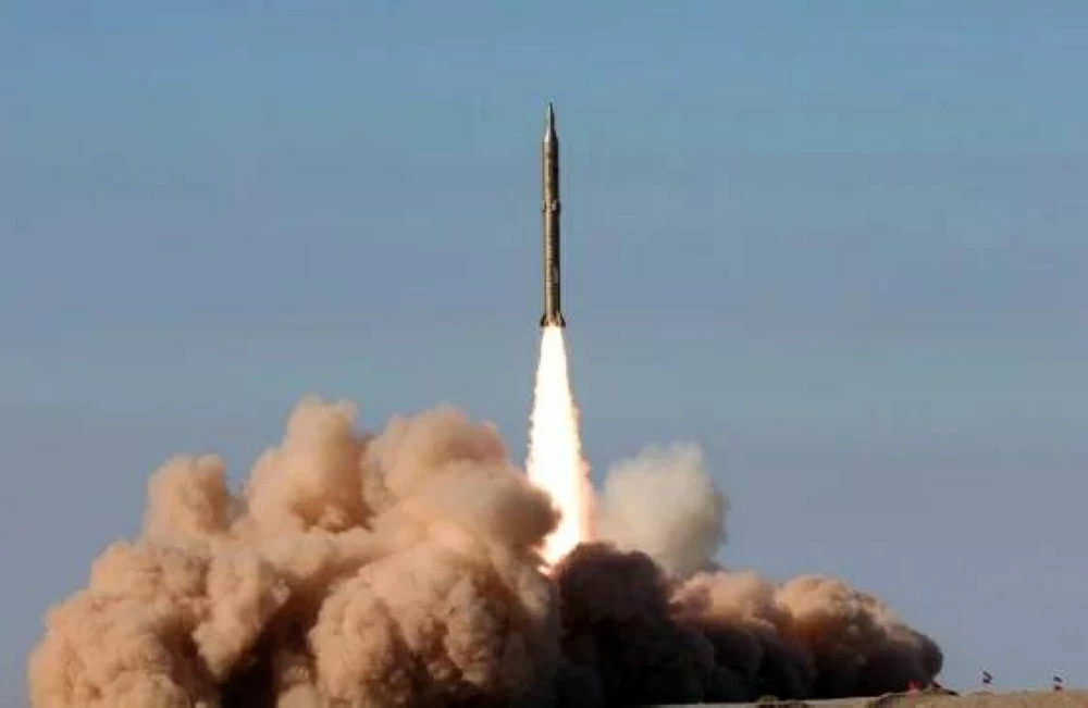 الحرس الثوري الإيراني يعلن استهداف سفينة دعم تابعة للجيش الأمريكي قبالة عمان