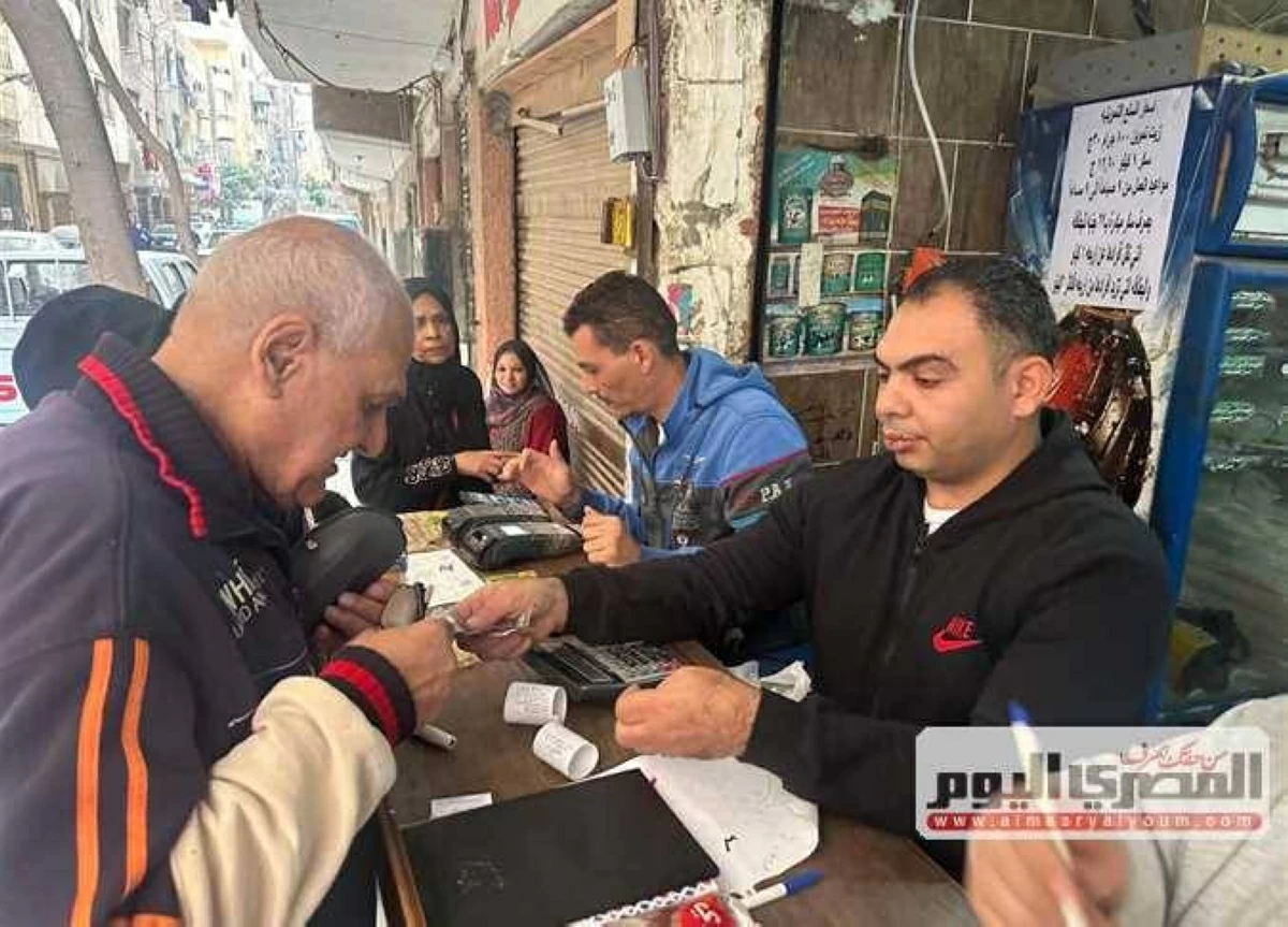 «التموين»: بدء تطبيق إجراءات جديدة لتنظيم صرف السلع بداية من أول مايو.. وتغير أسعار 4 سلع