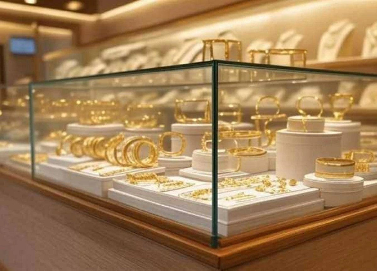 عيار 21 الآن بالمصنعية.. سعر الذهب اليوم الثلاثاء 5 مايو 2026 بعد تراجعه 25 جنيهًا بختام تعاملات أمس