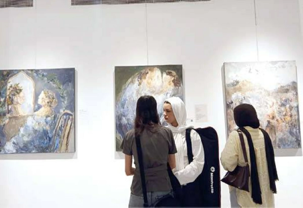 «ثمرة الروح».. «٣٥» لوحة من الطبيعة وأسماء الله الحسنى