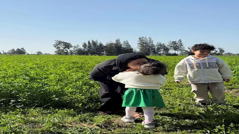 زوجة الراحل إبراهيم شيكا تنشر صورة لأبنائها وتعلق